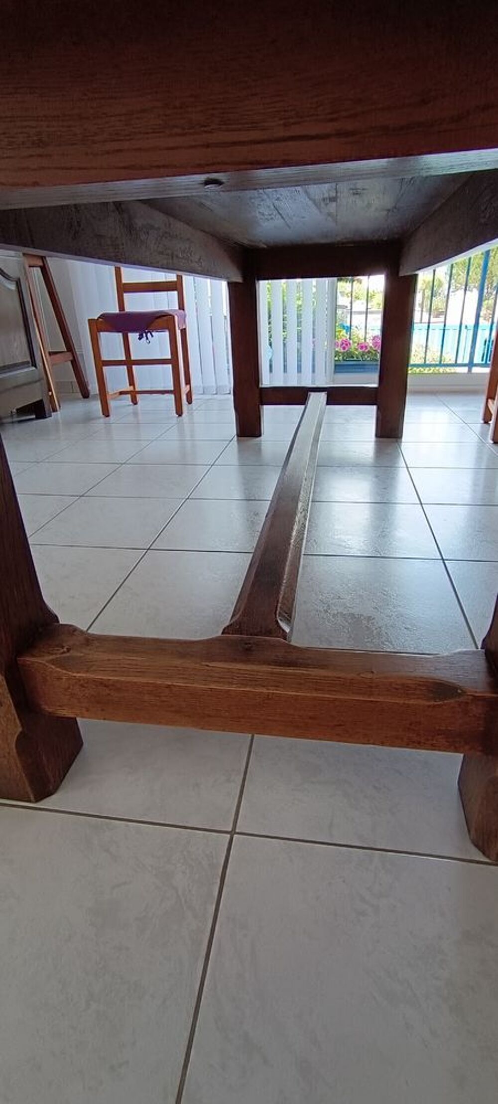 TABLE EN CHENE MASSIF Meubles