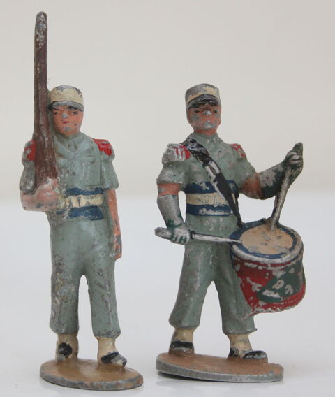Soldats QUIRALU défilé tambour 15 Issy-les-Moulineaux (92)