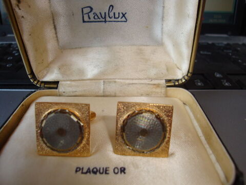   boutons de manchette 15 Quesnoy-sur-De�le (59)