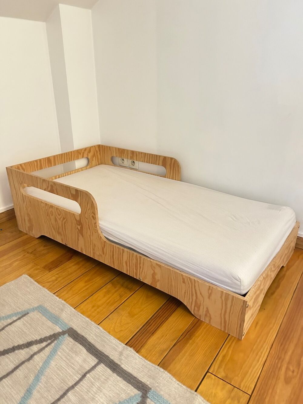 Lit enfant Montessori + matelas Mobilier enfants