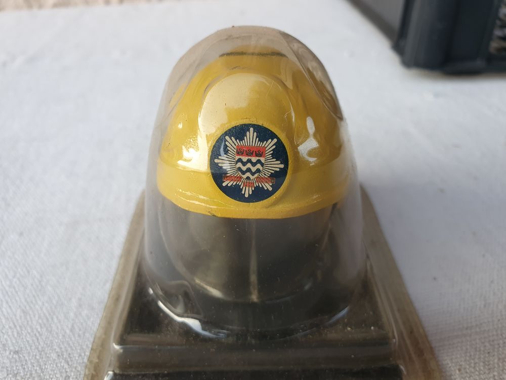 CASQUES POMPIERS LOT N&deg; 3
