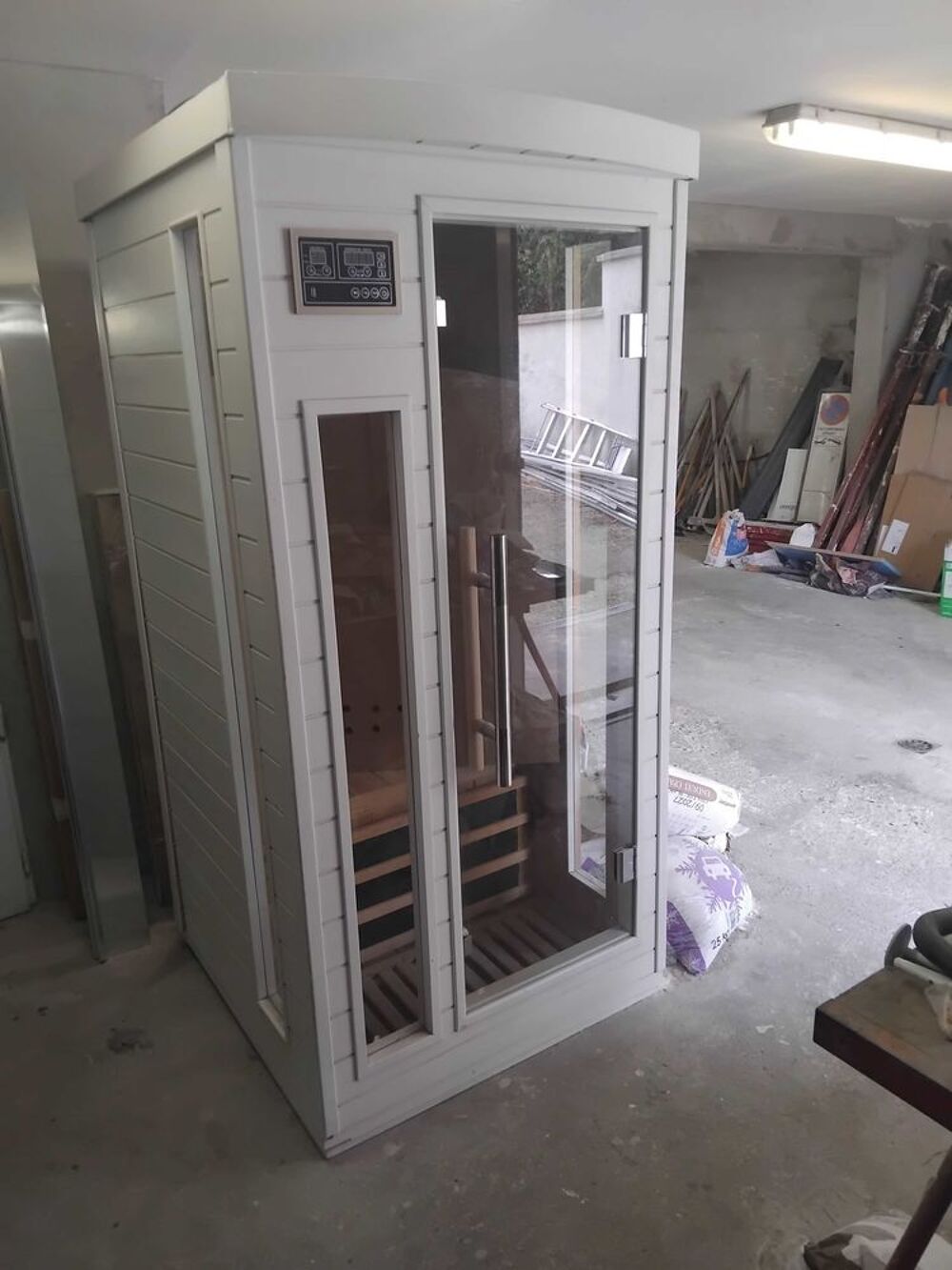 Sauna infrarouge panneaux carbone 2050w 2 places . Electroménager