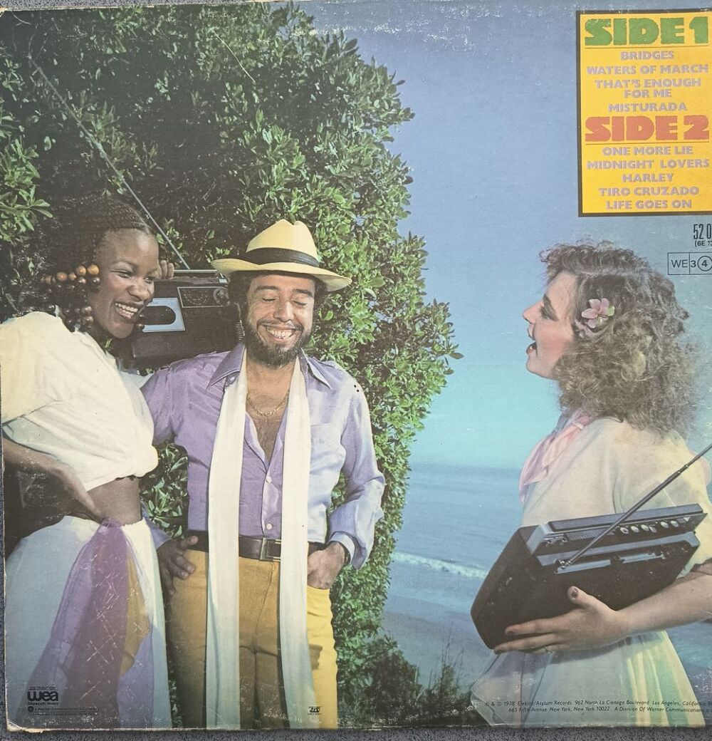 1 33 tours vinyle sergio mendes brasil 
CD et vinyles