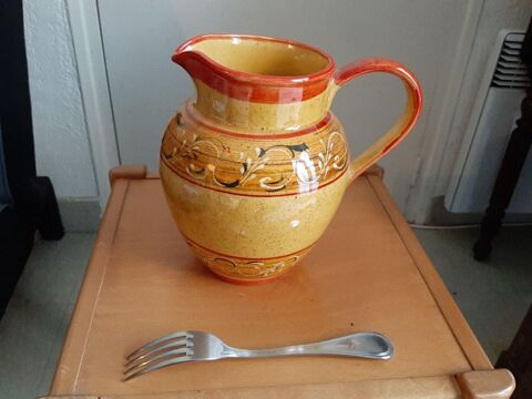 Carafe, pichet 18 Le Lavandou (83)