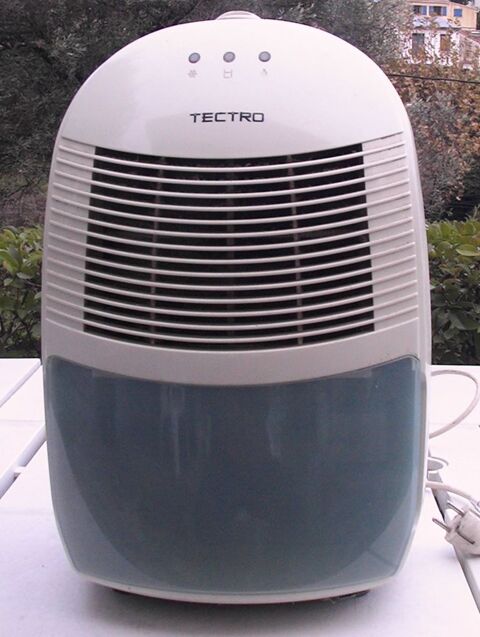 D�shumidificateur �lectrique. 45 P�gomas (06)