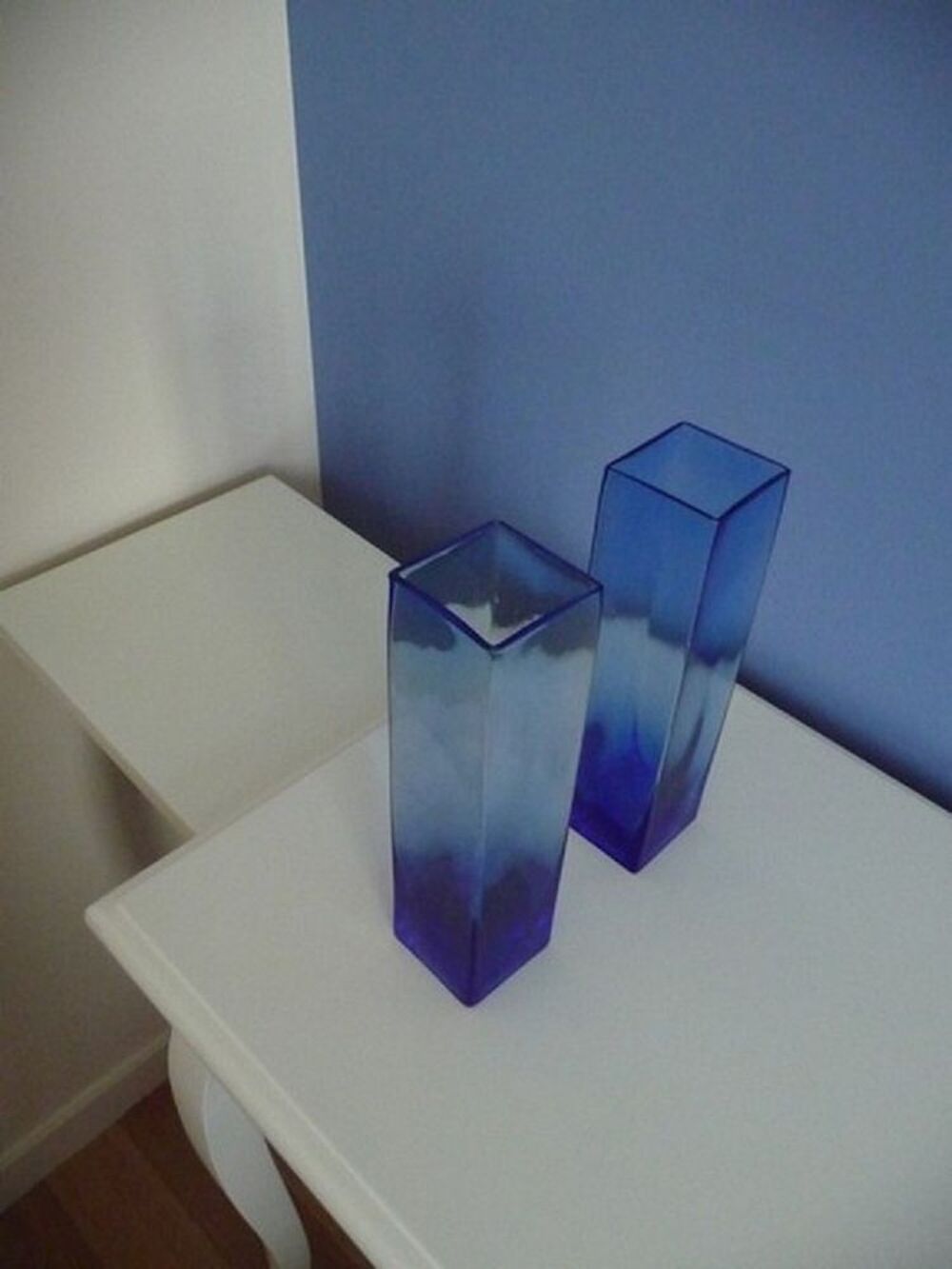 2 vases carr&eacute;s verre souffl&eacute; bleu - Neufs Décoration
