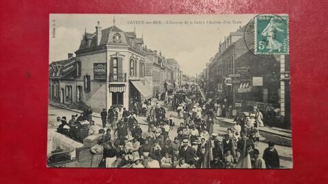 cpa du 80 Cayeux sur Mer -- l' avenue de la Gare � l' arriv� 12.8 Lucheux (80)