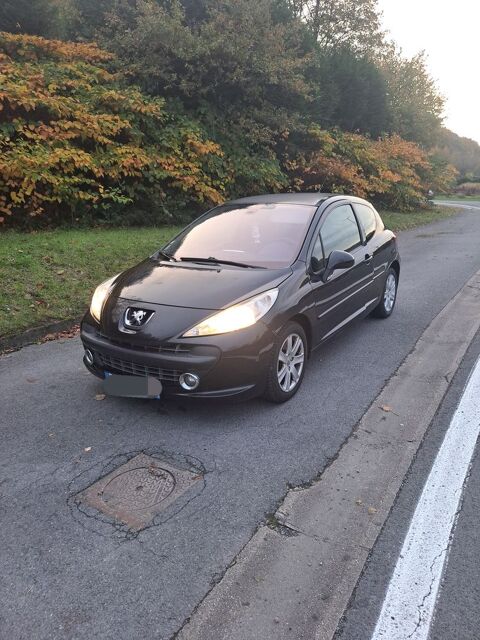 Peugeot 207 1.6 HDi 16V 90ch BLUE LION Premium