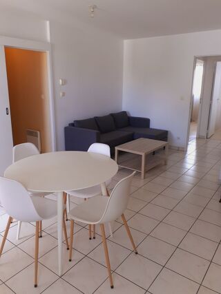 Appartement à louer 3 pièces 45 m²
