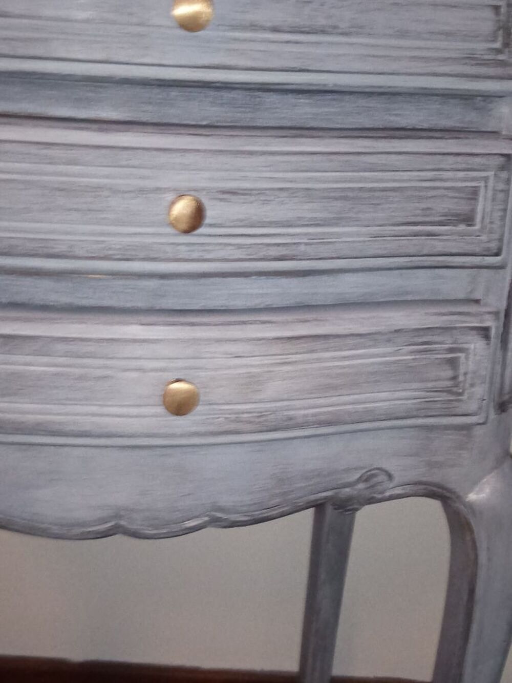 Meuble de chevet ou d'appoint en bois, style Louis XV. Meubles