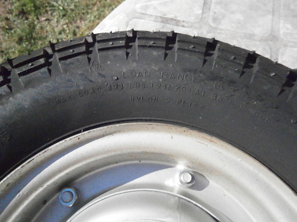 Roue de secours remorque Bricolage