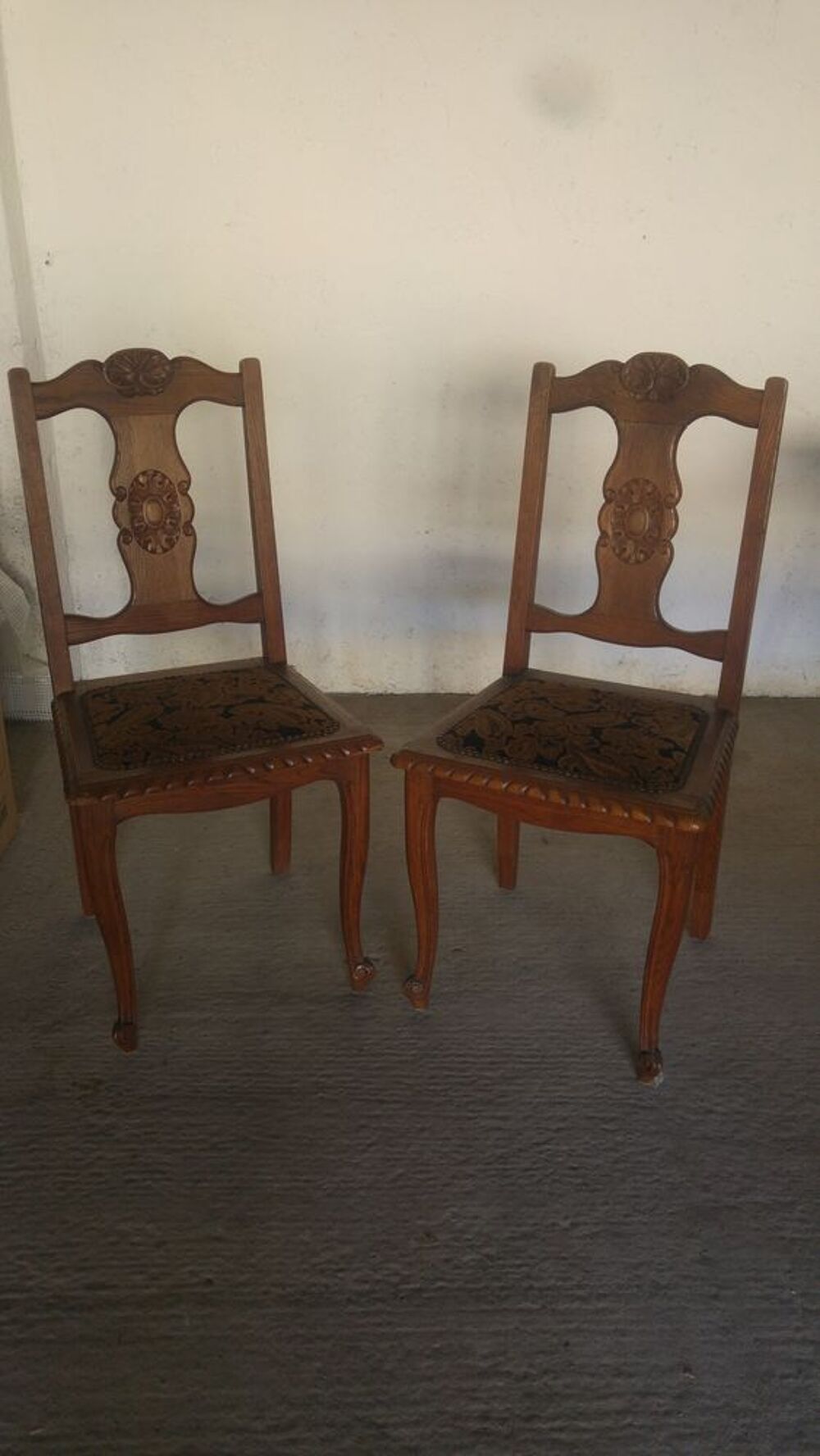 chaises: 3 mod&egrave;les
prix pour chaise Meubles