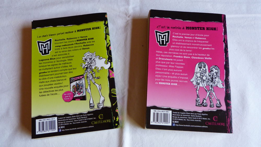 2 livres Monster High tr&egrave;s bon &eacute;tat Jeux / jouets