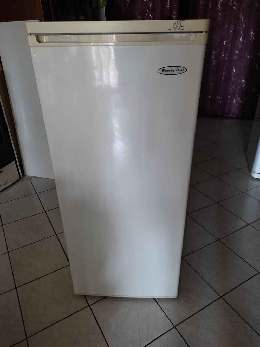 CONGELATEUR ARMOIRE Electroménager