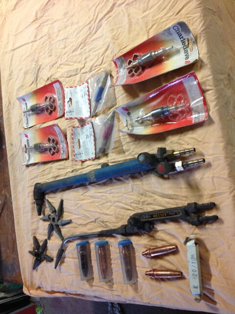 ensemble chalumeau decoupeur 
200 Mirambeau (17)