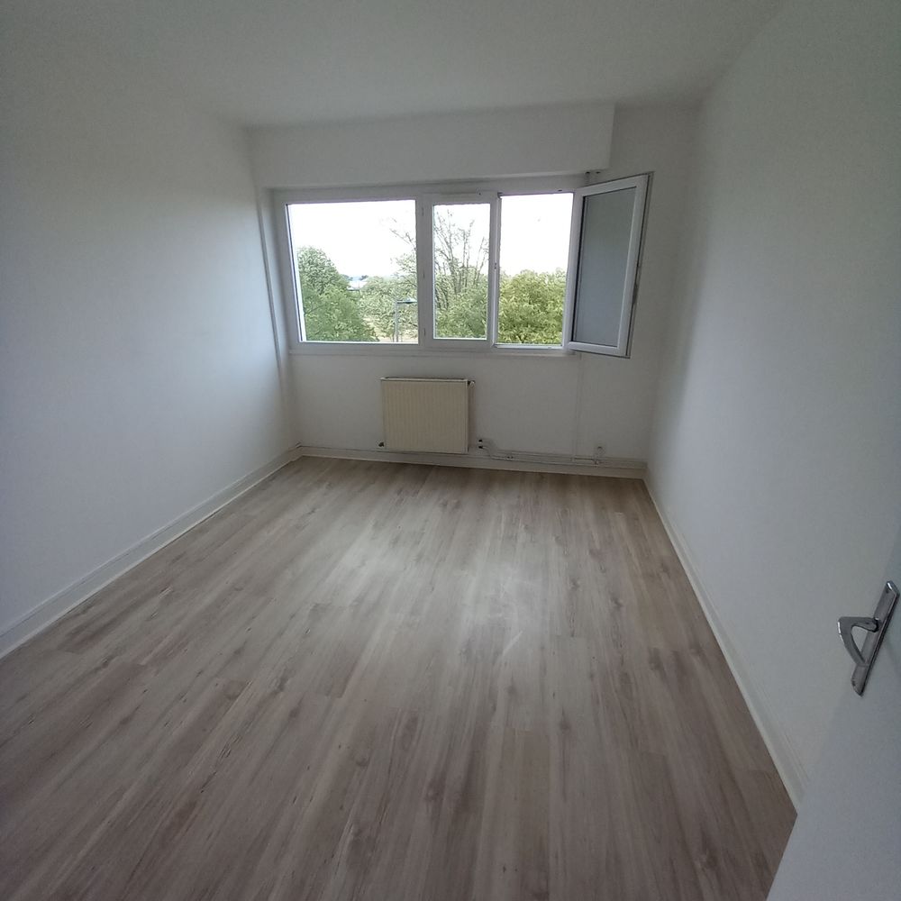 Vente Appartement T3 QUARTIER PISCINE DANS RESIDENCE SECURISEE ENTOURE PARC Décines-charpieu