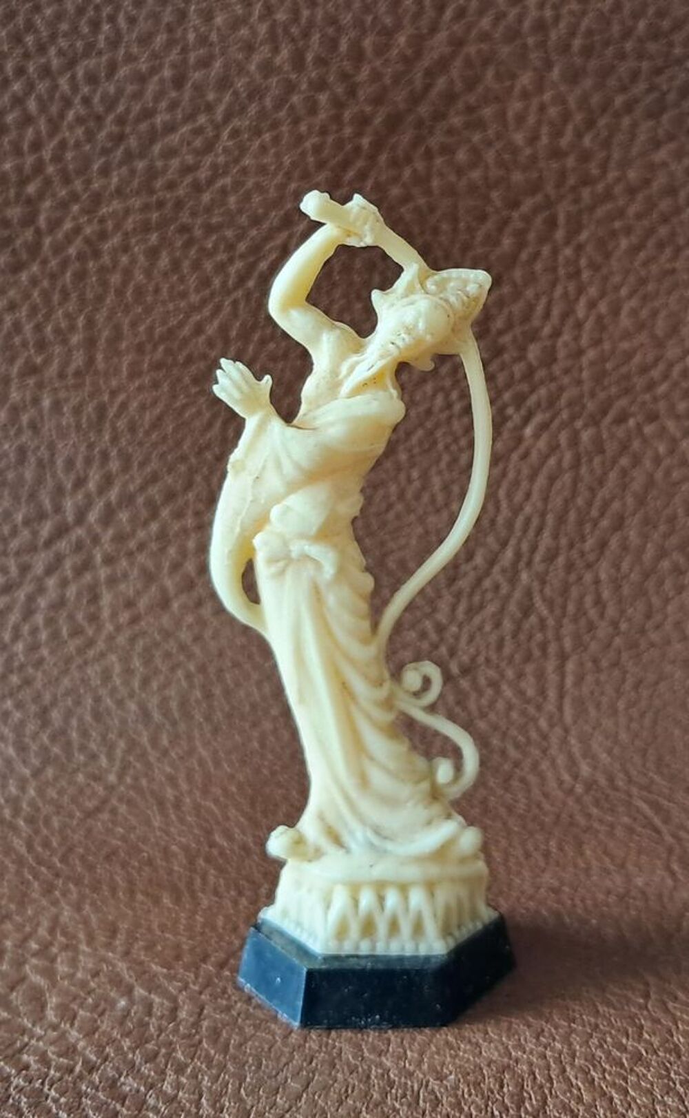 lot de 7 figurines en plastique vintage caf&eacute;s Maurice 
