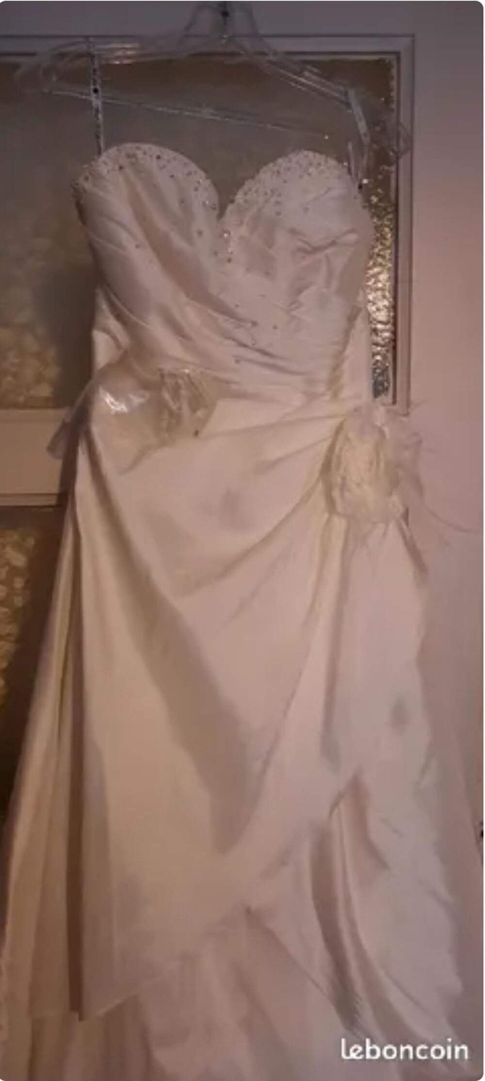 Robe de mari&eacute;e Vêtements