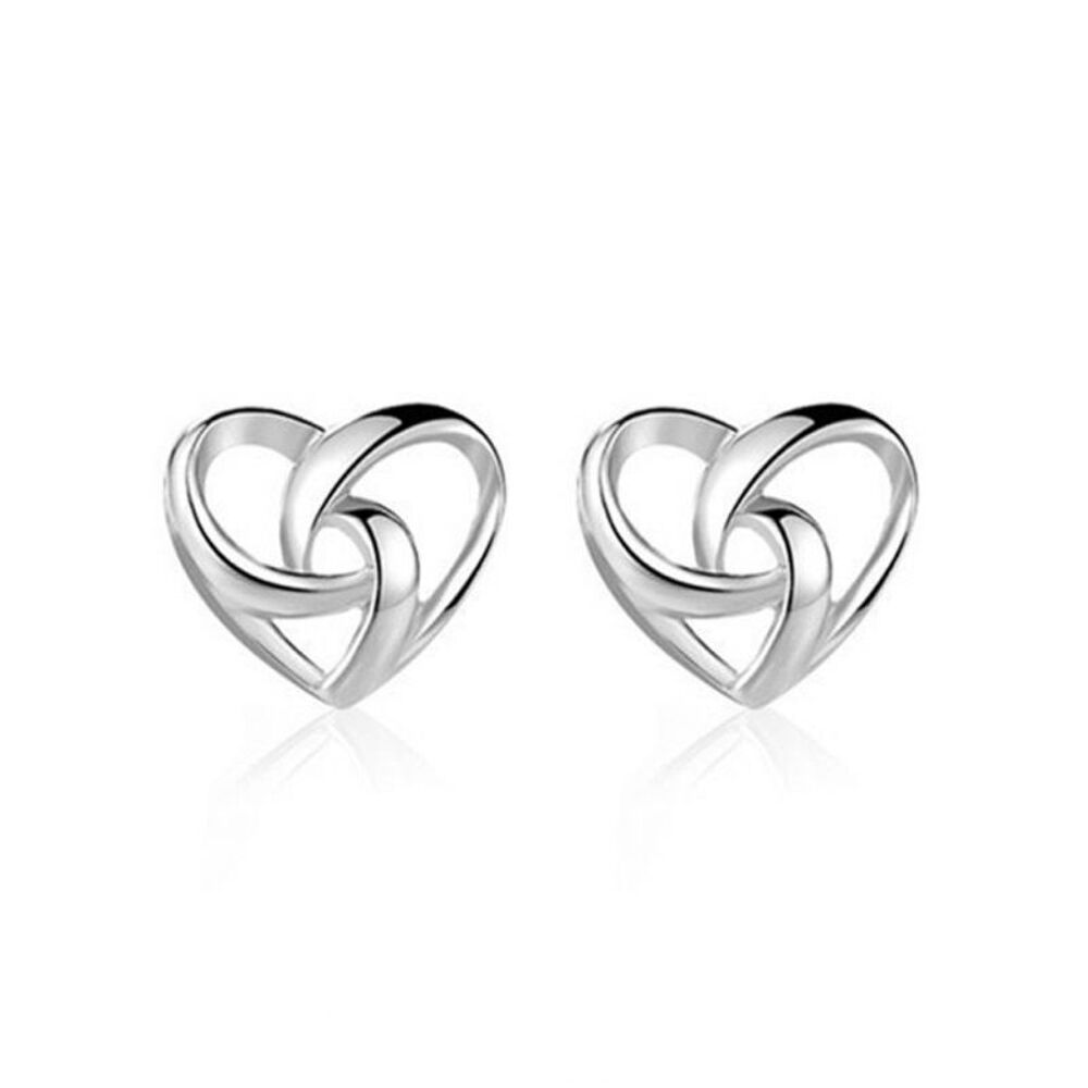 58 paires de boucles d'oreilles en forme de coeur Bijoux et montres