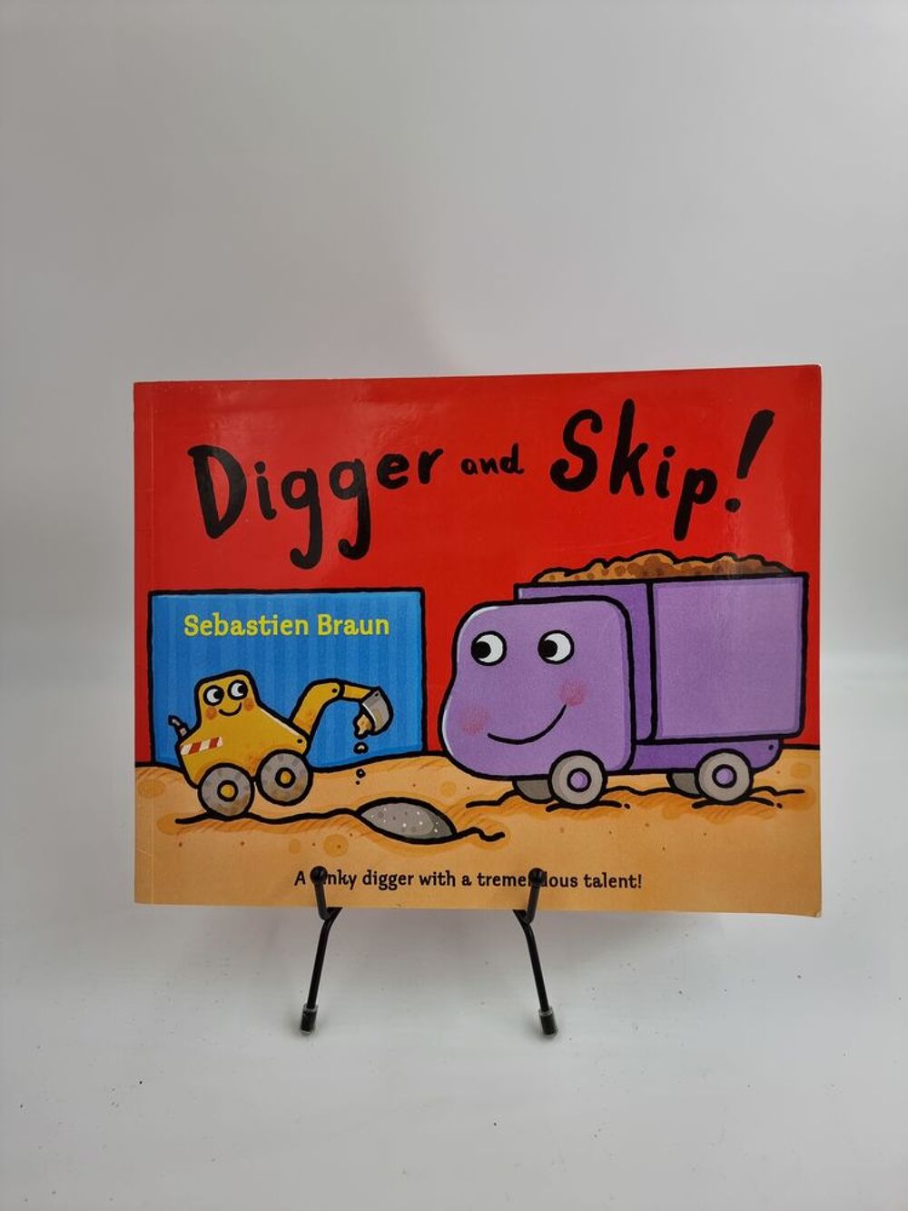 Livre enfant Digger and Skip ! (Sebastien Braun) (texte UK) Livres et BD