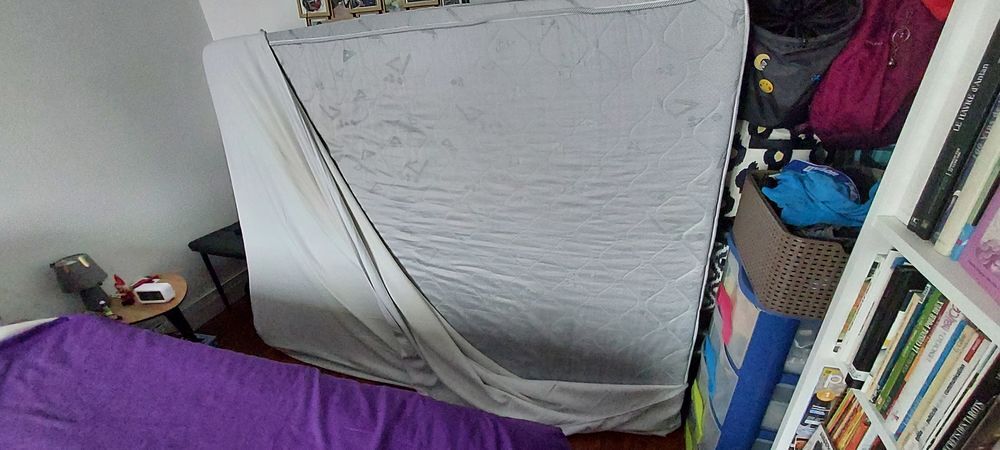 sommier a lattes + lattes matelas Meubles