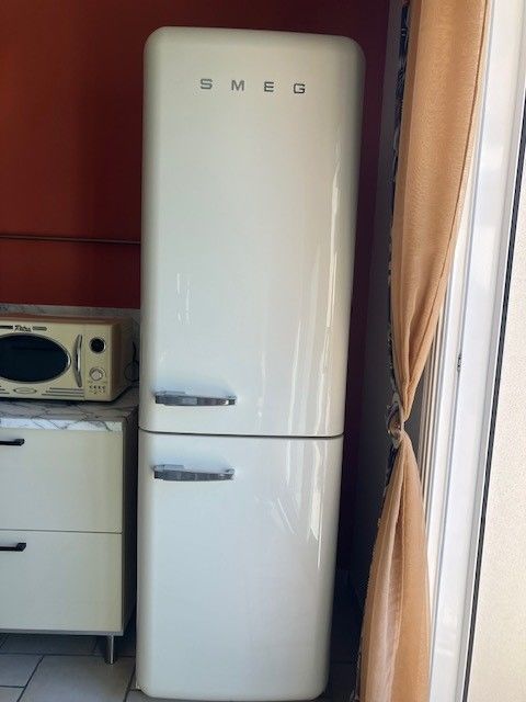 Combi frigidaire congélateur SMEG 849 Jonquières (60)