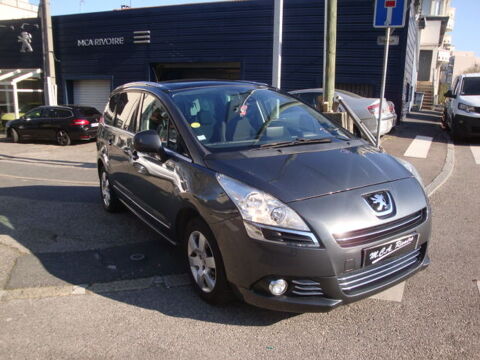 Peugeot 5008 1.6 HDi 112ch FAP BMP6 BLUE LION Premium