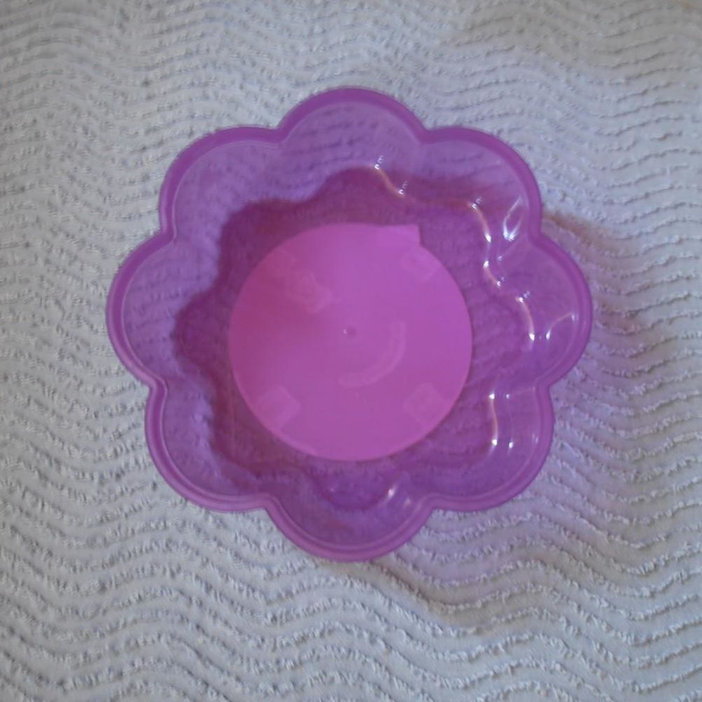 Bo&icirc;te publicitaire / de collection Chupa Chups violette NEUF Décoration