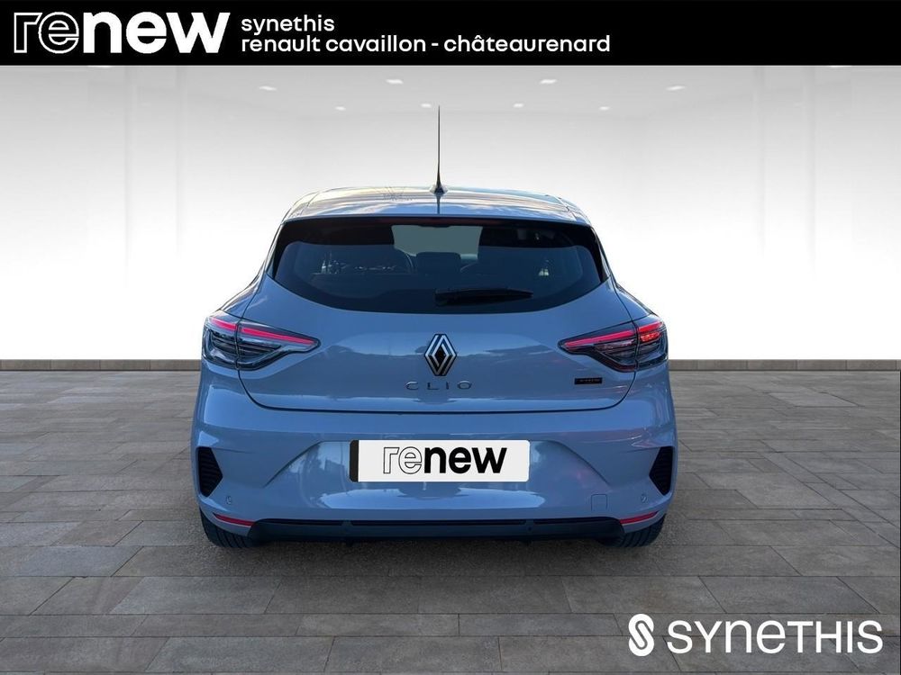 Clio V Clio E-Tech full hybrid 145 ch GSR2 Evolution 2024 occasion 84300 Cavaillon