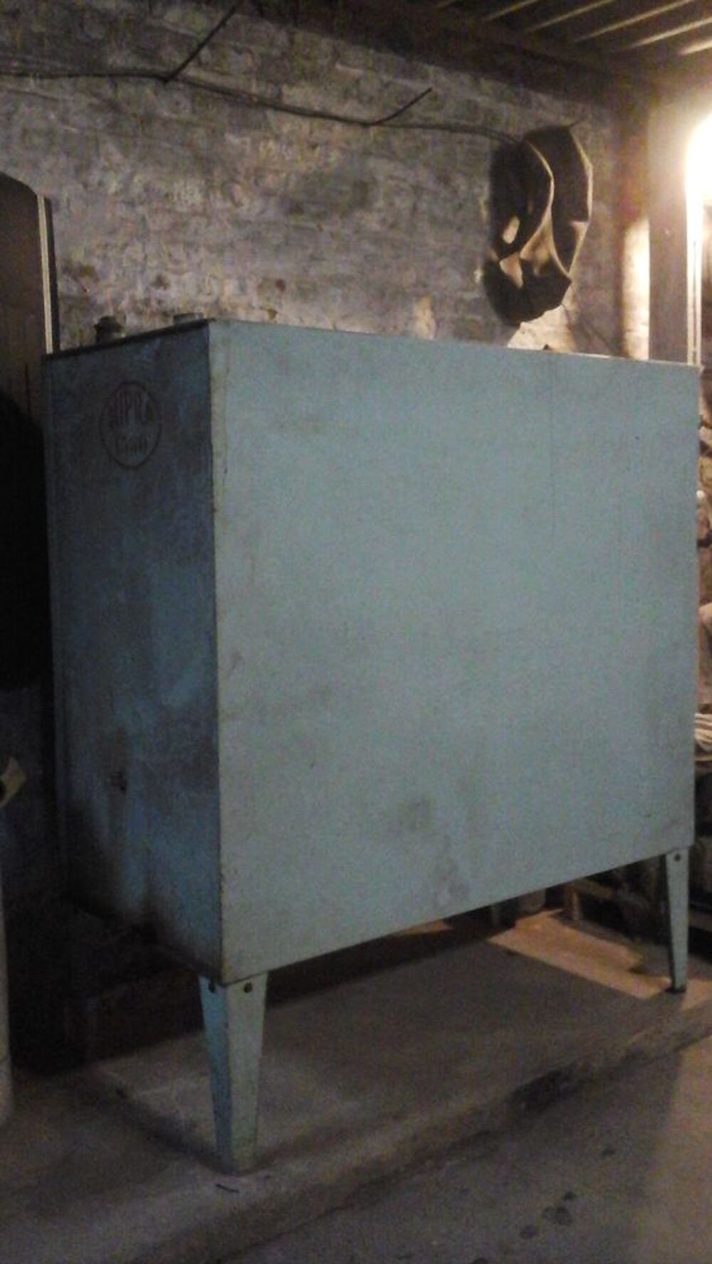 Tonne &agrave; fuel 1350 litres Bricolage