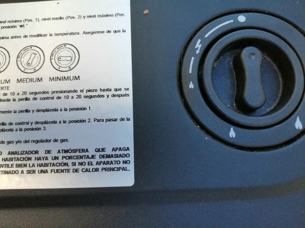 FAVEX Praha chauffage d'appoint &agrave; gaz, flamme bleue Electroménager