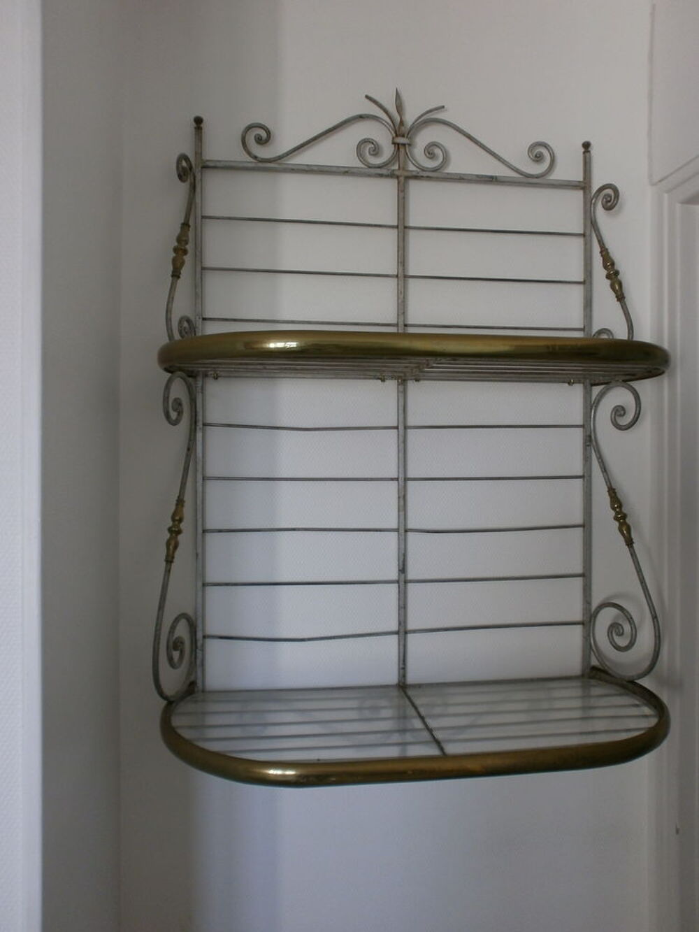 Etag&egrave;re de boulangerie vintage Meubles