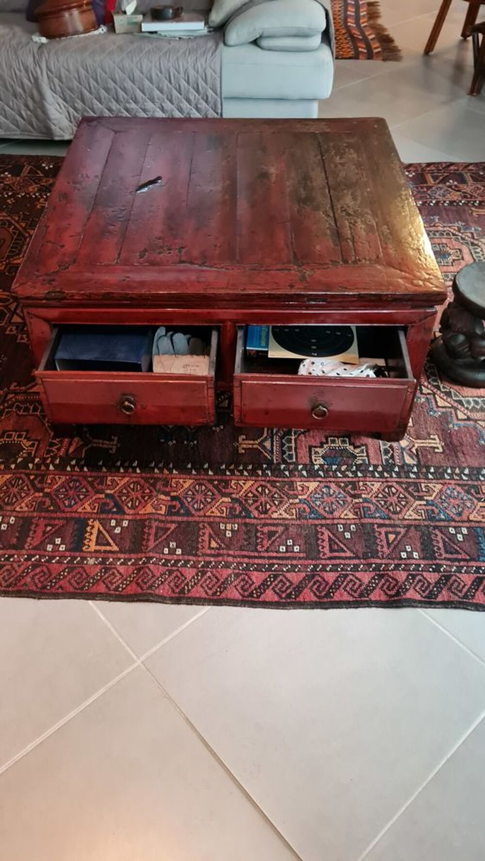 Table basse en orme Mongolie d&eacute;but XIX&egrave;me si&egrave;cle
Meubles