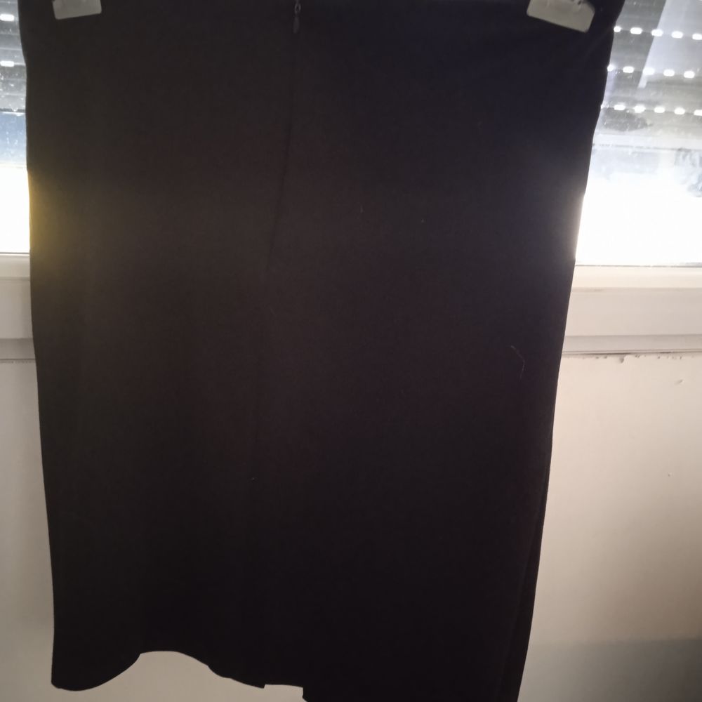 Jupe noire marque Mosquitos Taille 40 lacets &agrave; la taille 80% Vêtements
