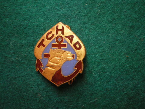 Insigne colonial - R�giment de Marche du TCHAD. 10 Caen (14)
