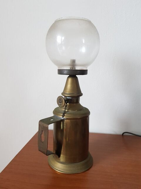 Véritable Lampe Pigeon 40 La Courneuve (93)