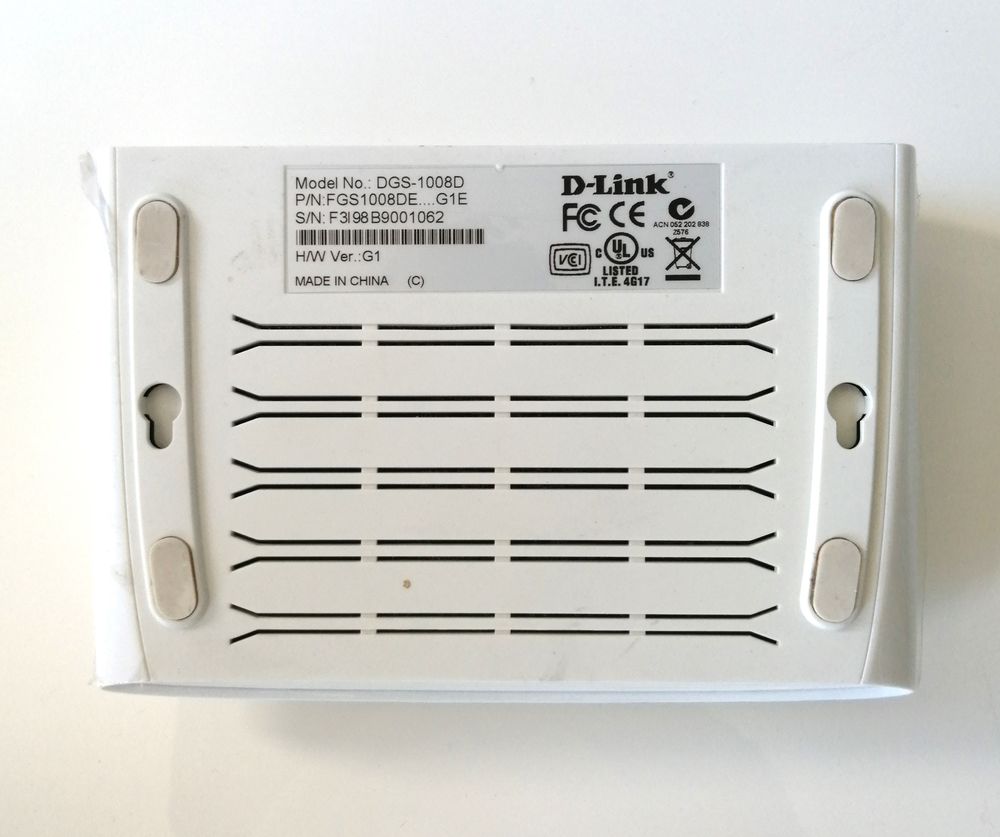 Switch Ethernet D-Link DGS-1008D 8 ports neuf Matériel informatique
