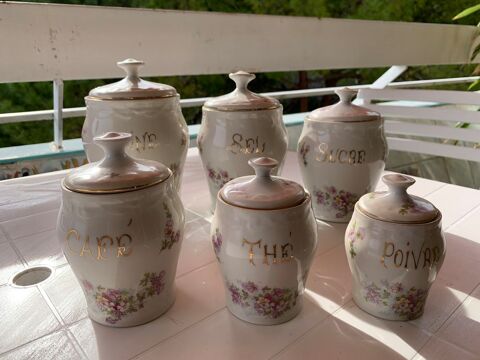 6 pots en faience 50 Antibes (06)