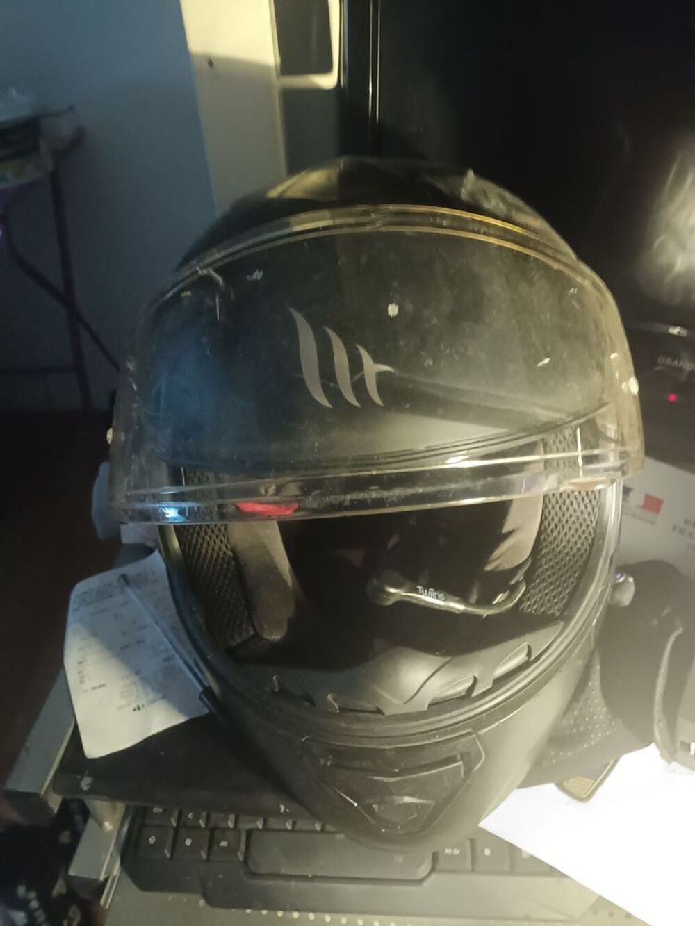 2 casque de moto Bijoux et montres