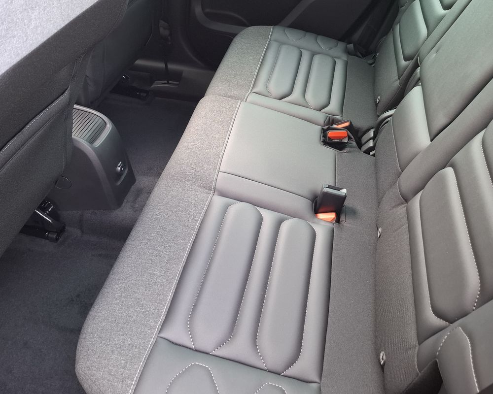 C3 Aircross ADML/GRIP*CONTROL/CAMERA/NAV/PDC/TOIT*PANO/17 2024 occasion BE-8900 Ieper (Ypres)