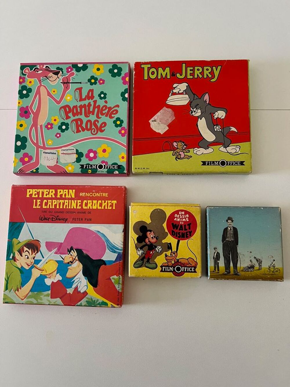 Lot de 5 films SUPER 8 mm (La Panth&egrave;re Rose, Peter Pan, Tom DVD et blu-ray