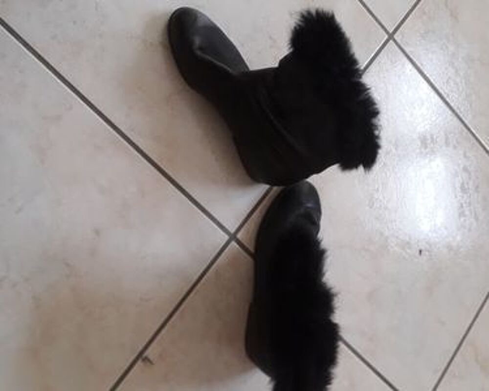 chaussure bottine fourrer noir Chaussures