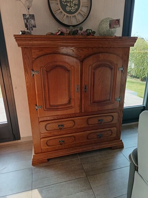 Buffet haut bois couleur ch�ne clair . 70 Fouilloy (80)
