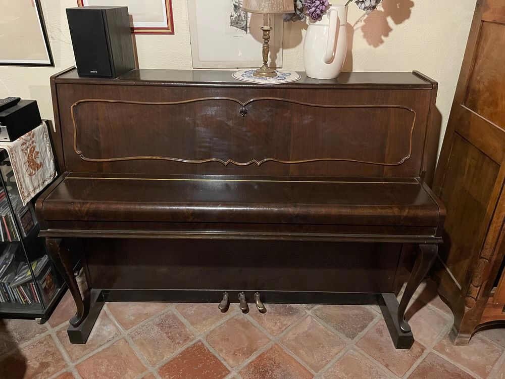 Piano CALISIA Noyer laqu&eacute;- excellent &eacute;tat-! Instruments de musique