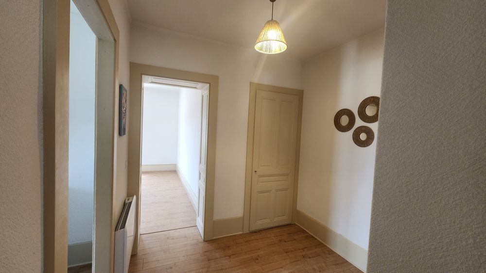 Vente Appartement F2 52 m² baigné de lumière, DPE C, PAC et clim Villers-le-lac