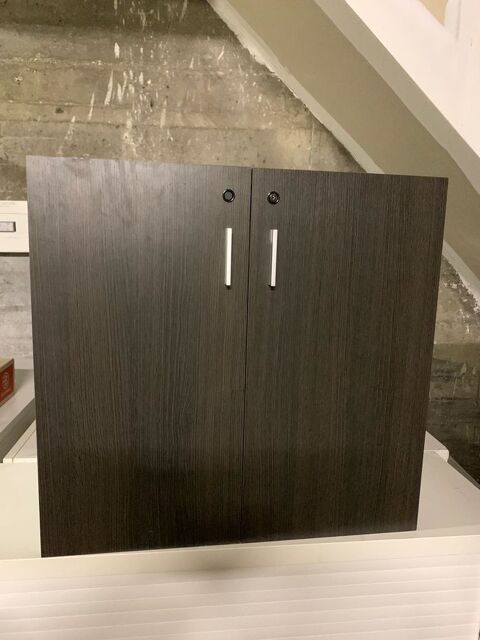 Armoire marron en bois
210 Rouen (76)