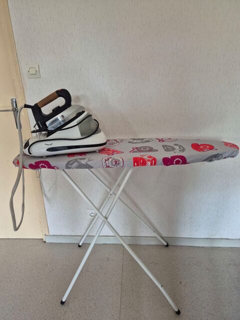 Table  repasser avec centrale  vapeur 20 Montauban (82)