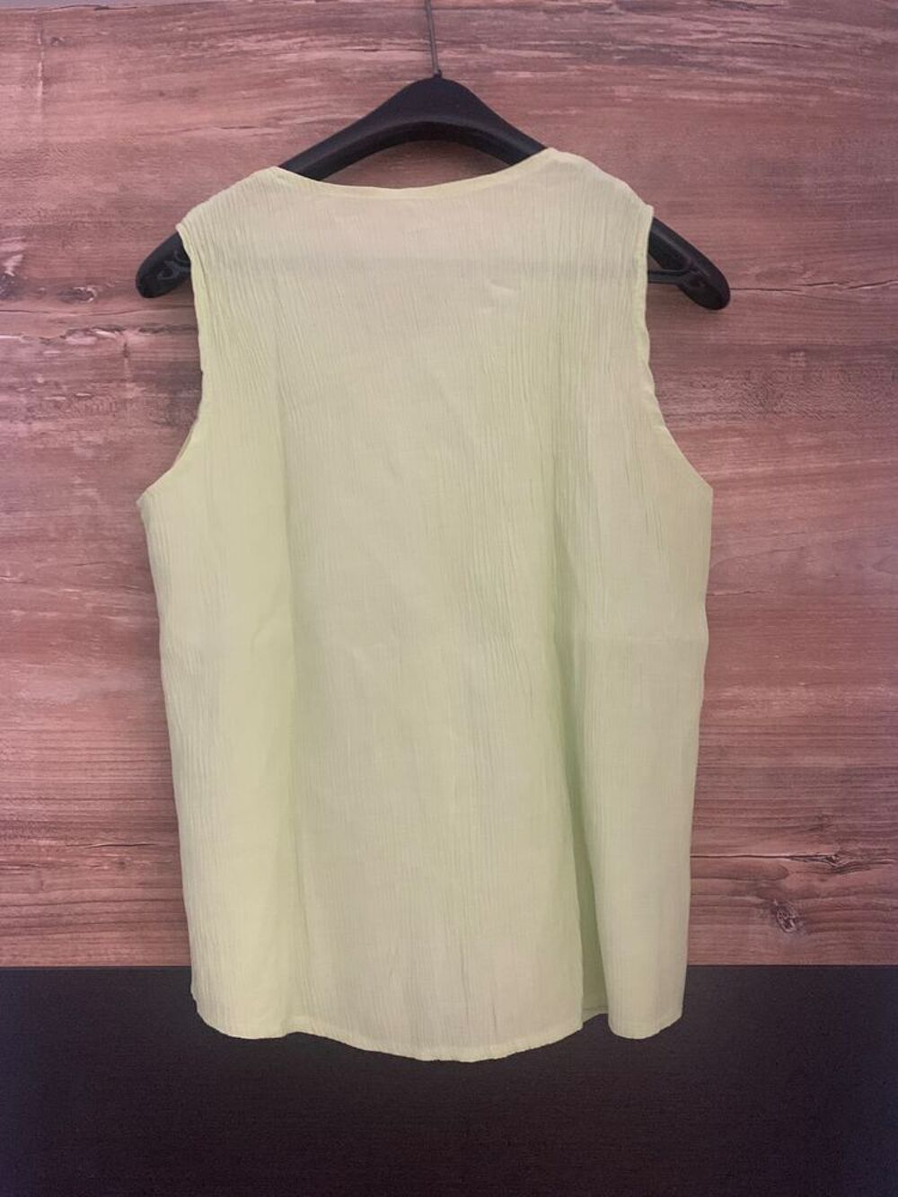 D&eacute;bardeur femme couleur vert Vêtements