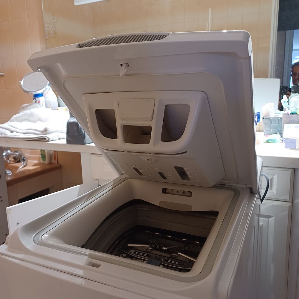 lave linge 6 kilos 1200 tours essorage Electroménager