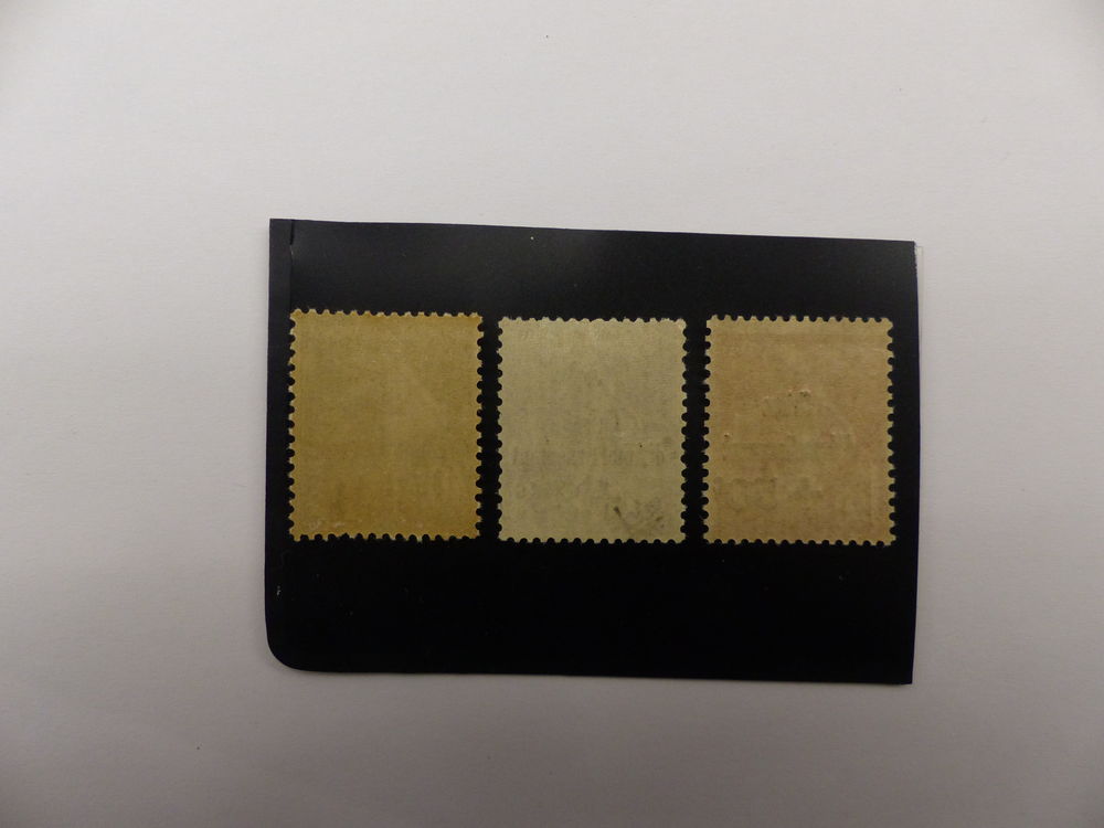TIMBRES 275 / 277 NEUFS ** COTE 675 € 